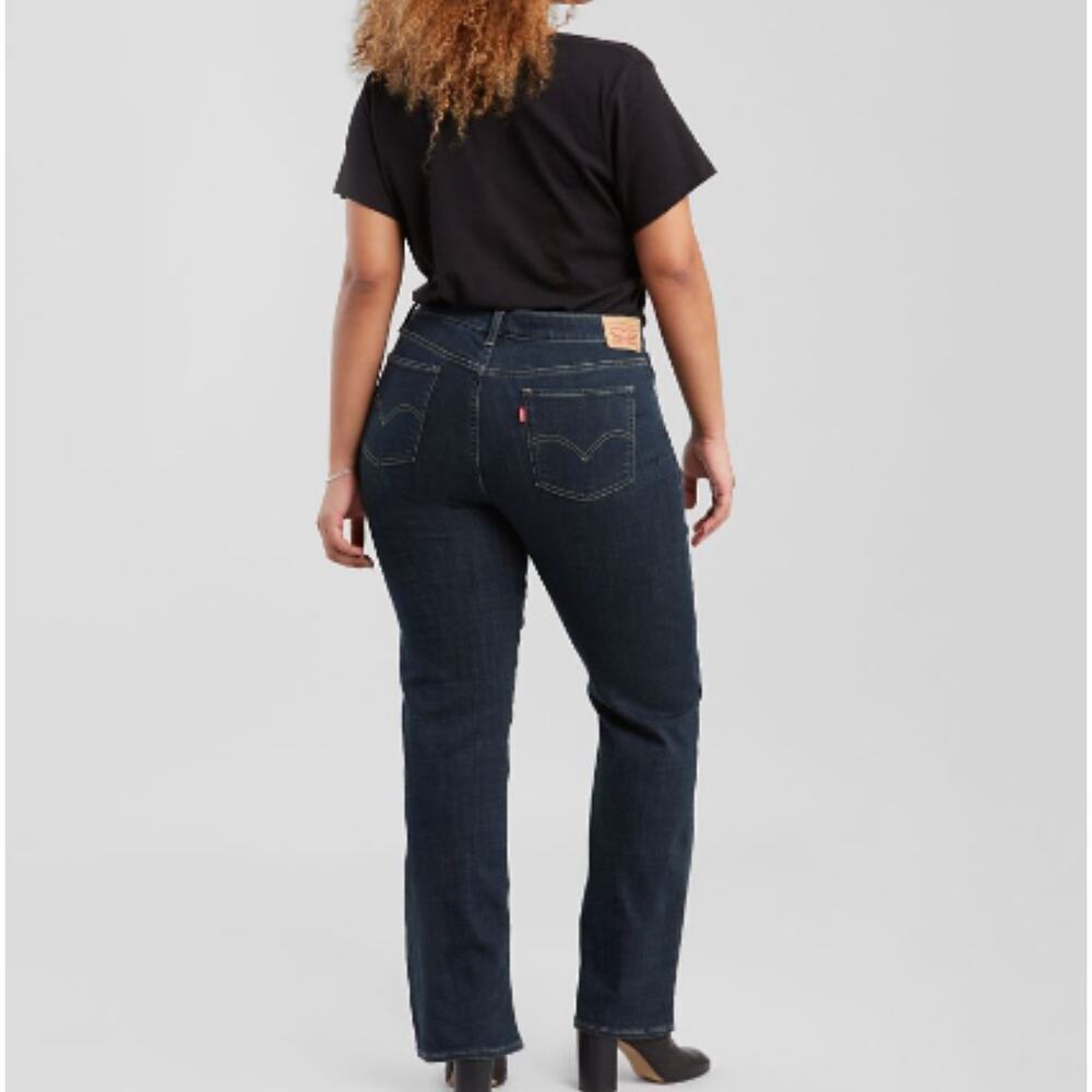 Levi’s Classic Bootcut Jeans Women’s 22W S Short Hypersoft Stretch Flare